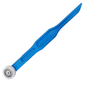 CRL VR10 blue plastic handle vinyl roller with a small metal wheel